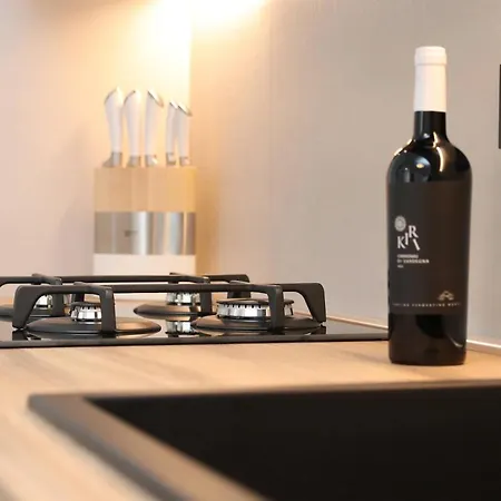 Luxury Pure! Bazzoni 2-room Suite, Fully Equipped Apartment Olbia