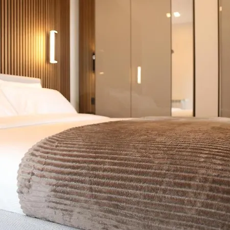 Luxury Pure! Bazzoni 2-room Suite, Fully Equipped Apartment *
